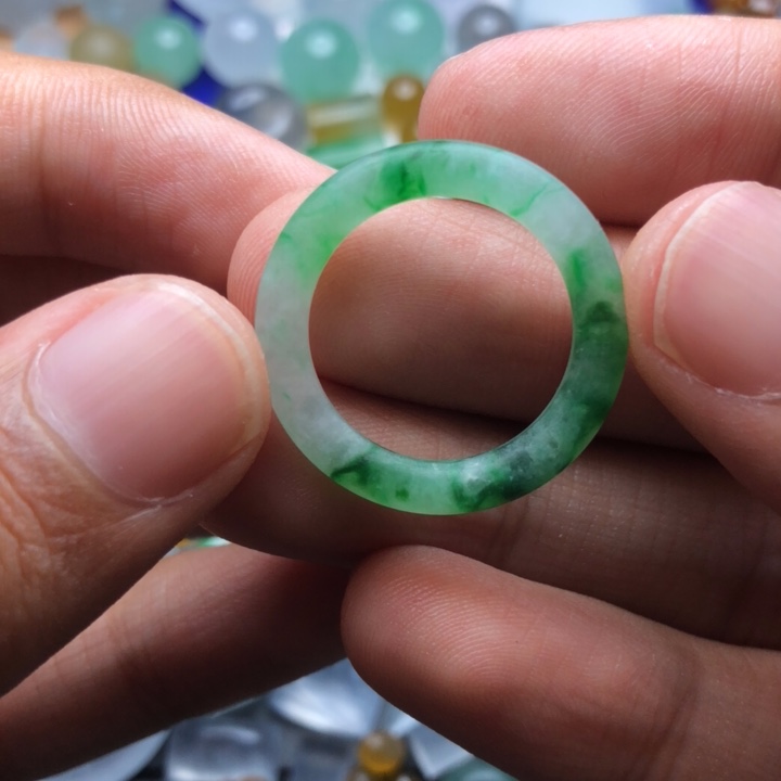 未镶嵌定制翡翠挂件