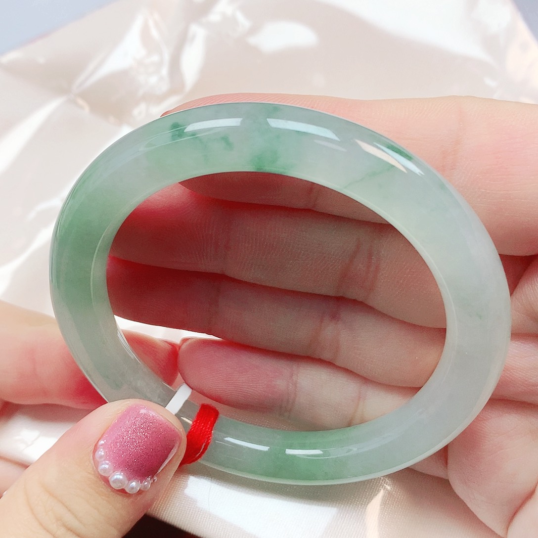 翡翠未镶嵌手镯天然缅甸翡翠A货178 冰透飘花圆条款