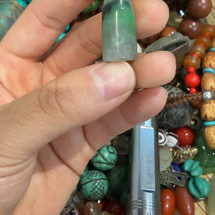 用***户玛瑙/玉髓颈饰合金不退不换的