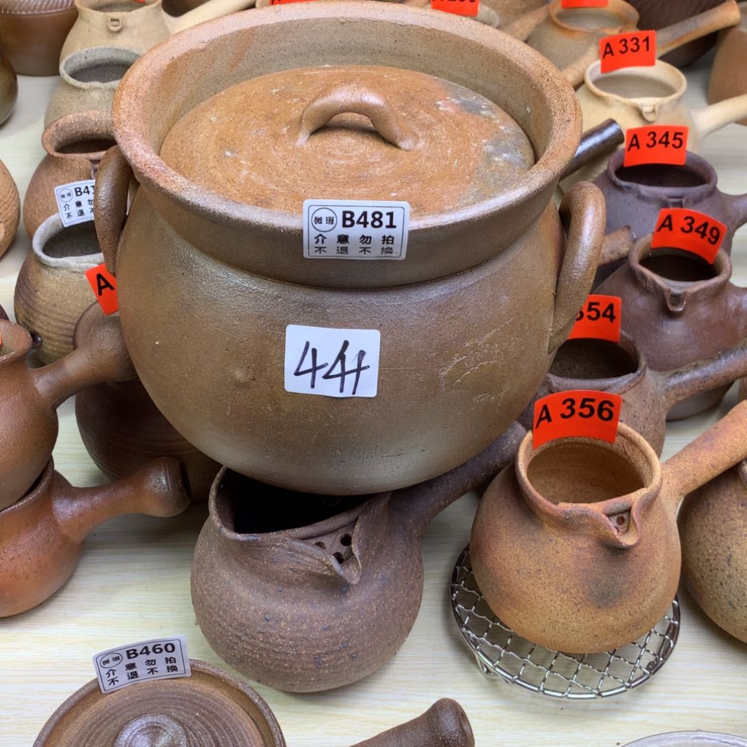 瑕疵粗陶砂锅4升左右一物一拍
