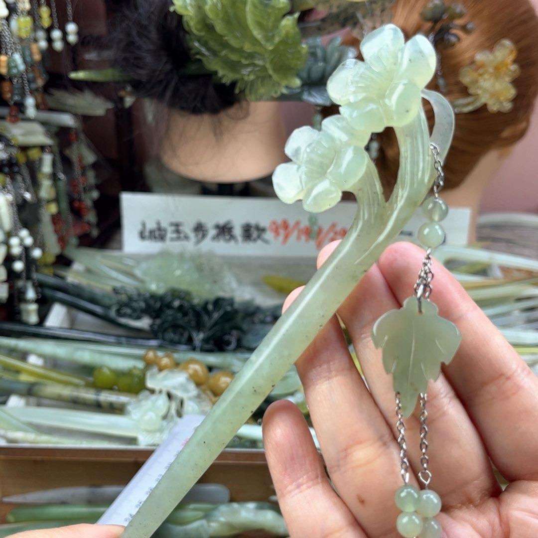 蛇纹石玉发饰未镶嵌默认微瑕岫玉发簪