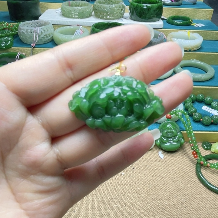 和田玉吊坠银S925镶嵌