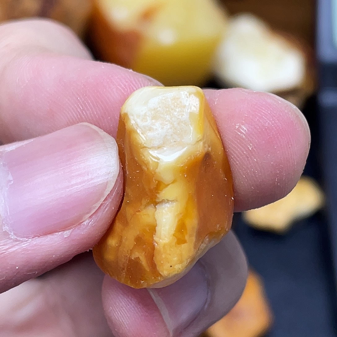 未镶嵌定制琥珀定制