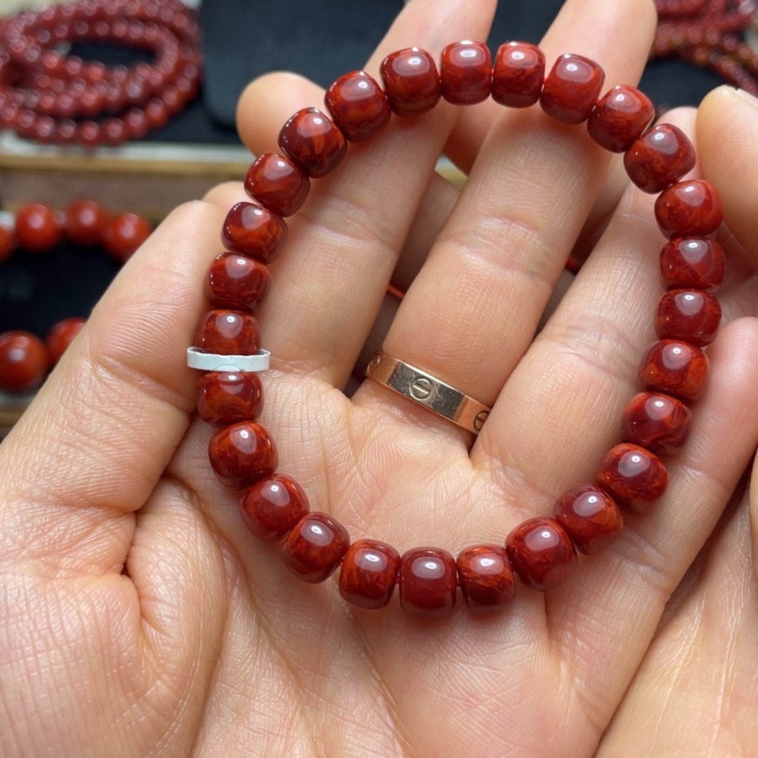 未镶嵌手串南红玛瑙小*?