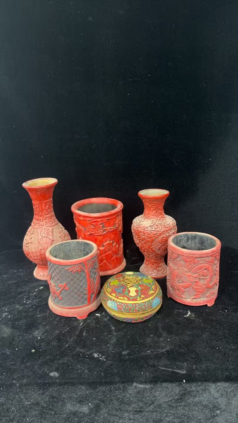 QB  15  现代艺术陶瓷/碟/碗/杯/瓶