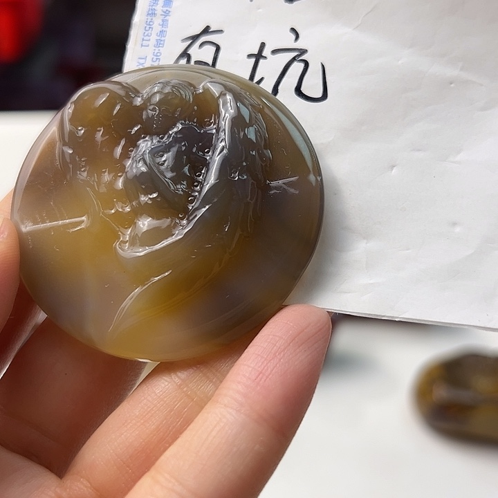 玛瑙/玉髓颈饰未镶嵌