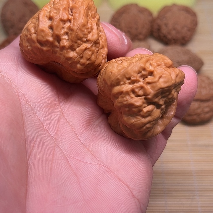 把件桃核蛤蟆头37尺