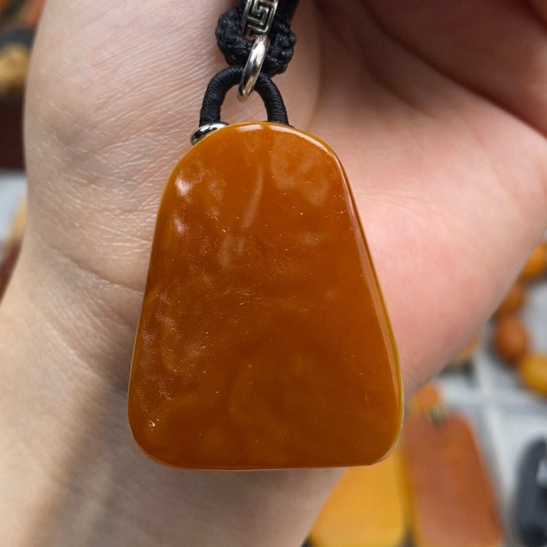 未镶嵌琥珀吊坠(赠链)