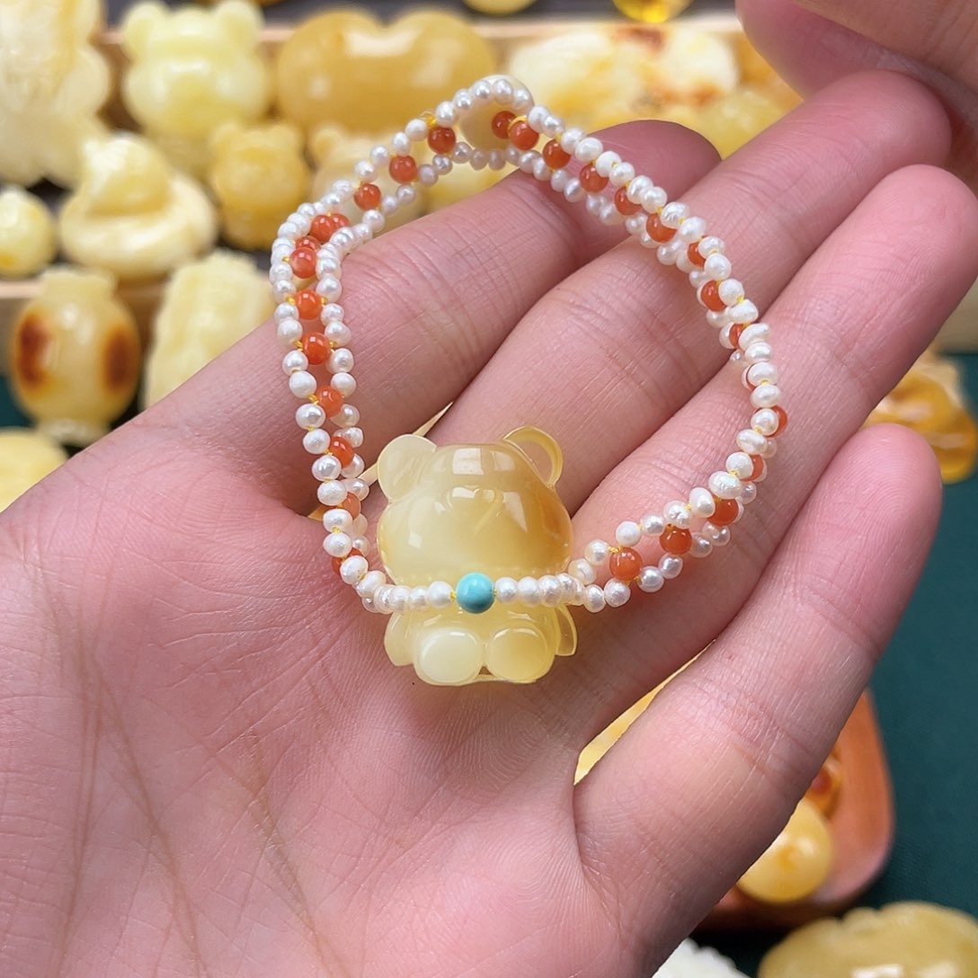 琥珀裸石未镶嵌蜜蜡