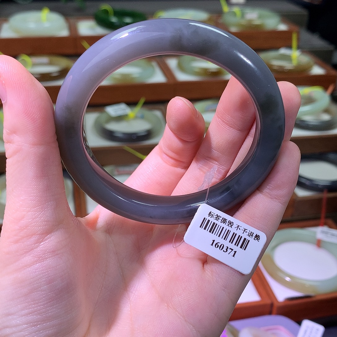 和田玉未镶嵌手镯56.57