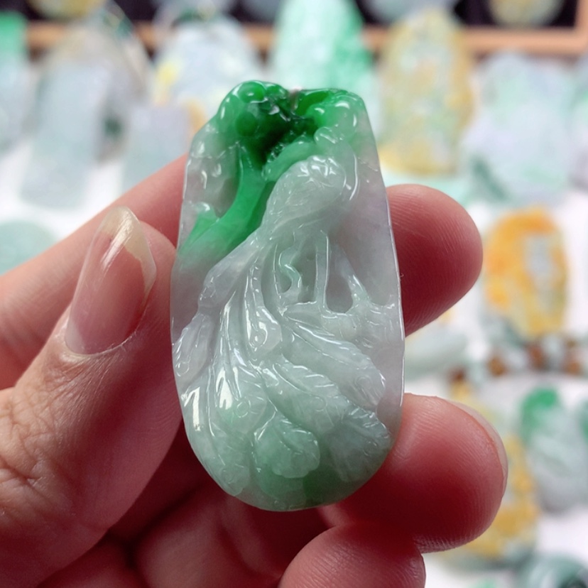 【闪购商品】翡翠吊坠(不含链)未镶嵌
