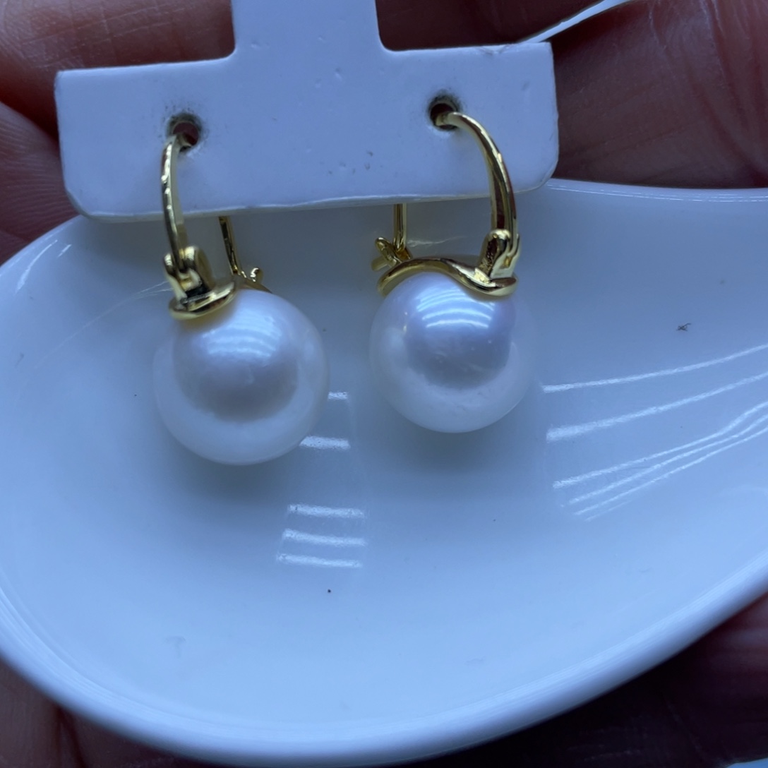 耳饰未镶嵌淡水珍珠