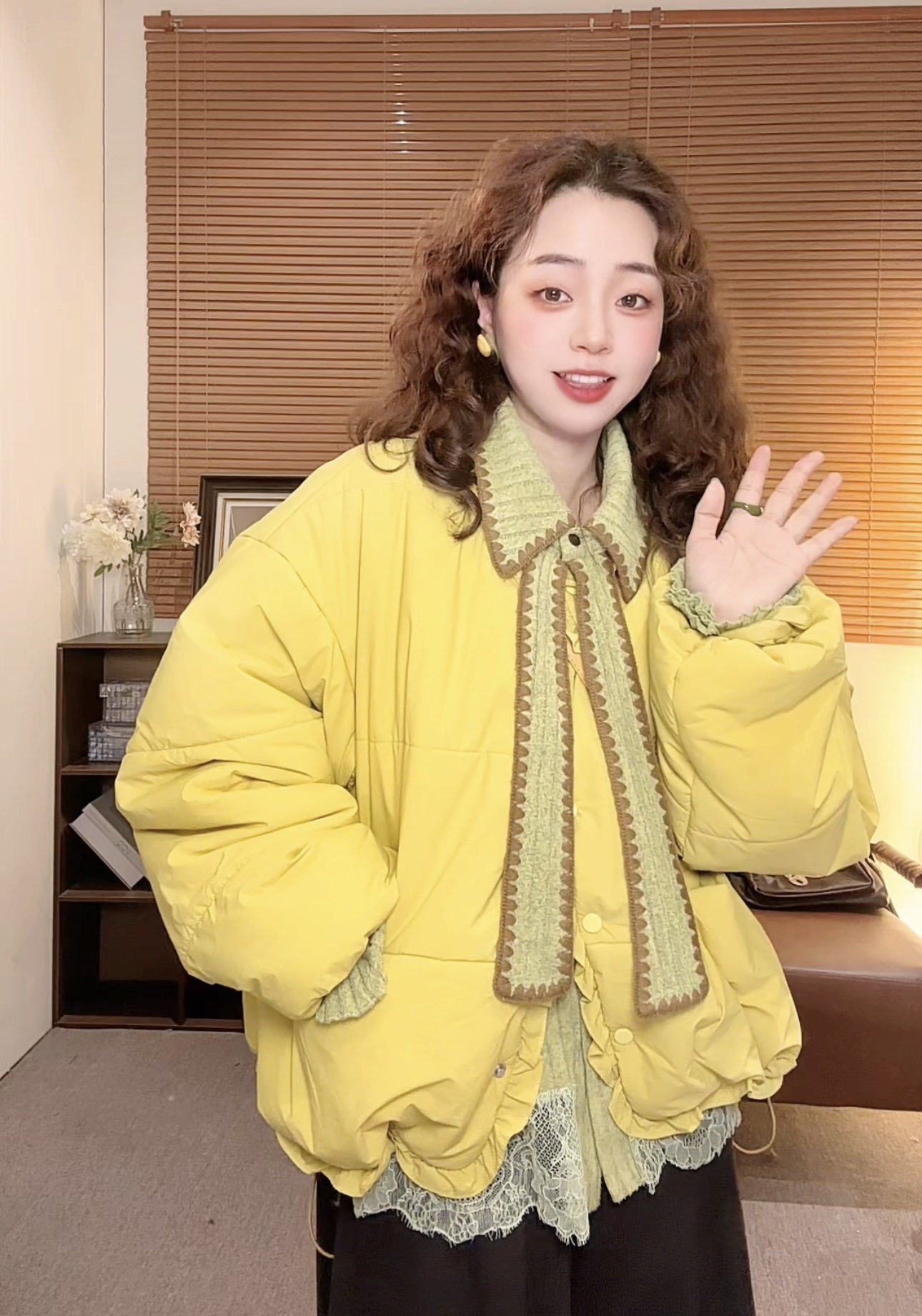 园园推荐【云感呼吸】复古韩系百搭休闲宽松净版花边棉服外套