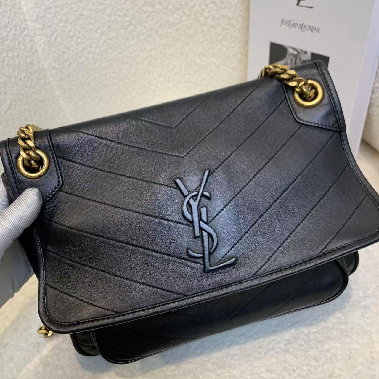 99新 YSL/圣罗兰 壹臻/黑金v纹niki中号 D扣/15125277