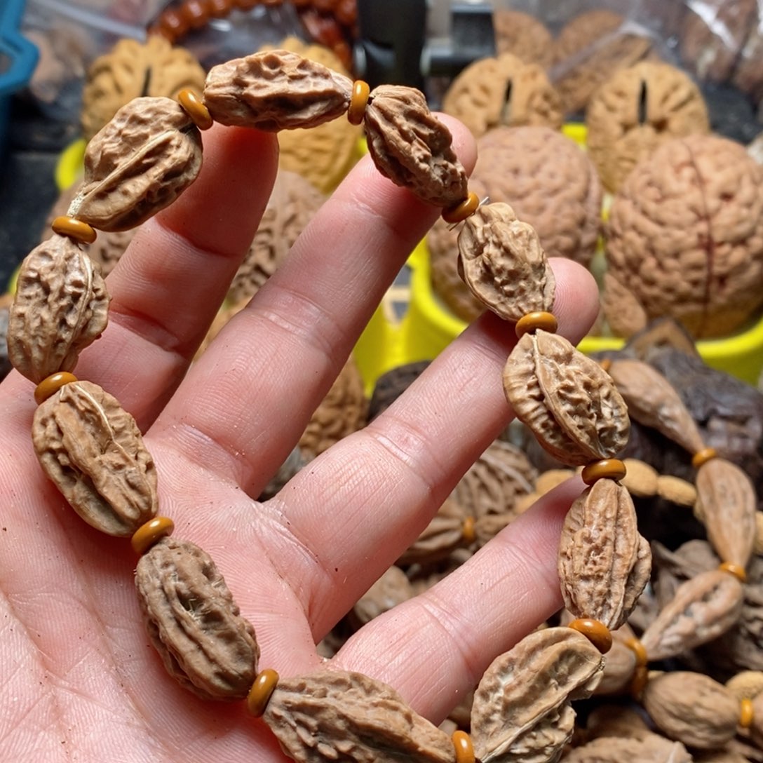 文玩核桃吊坠家***兴核桃62