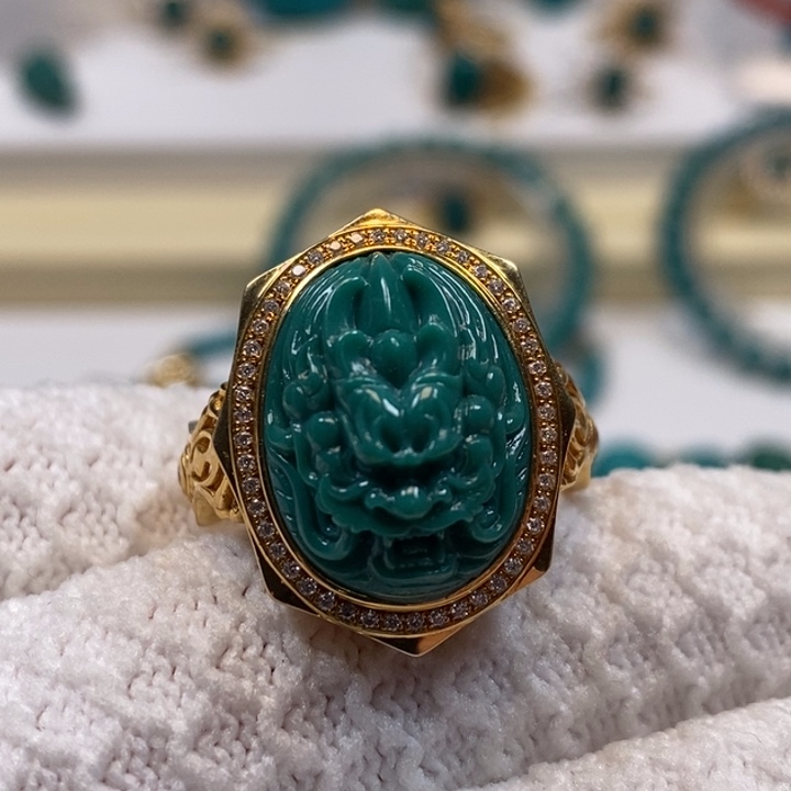 绿松石珠宝奇石18K金镶嵌AA191