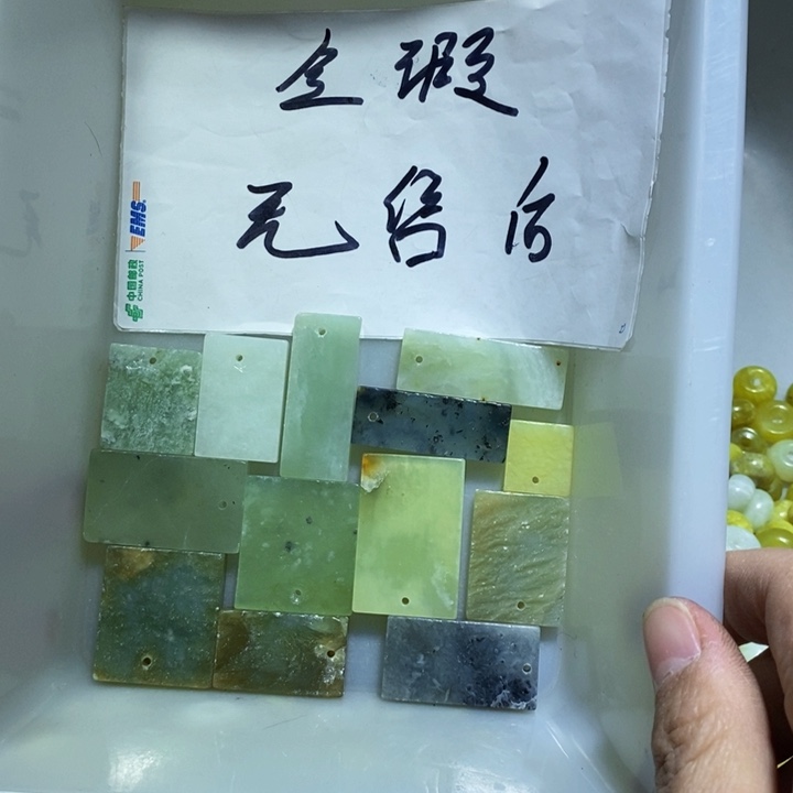 未镶嵌蛇纹石玉车挂20