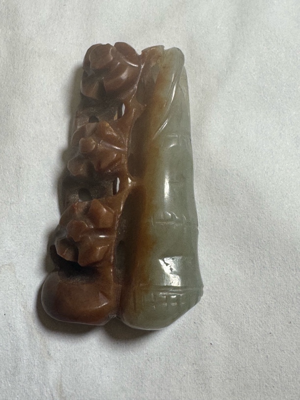 和田白玉梅竹玉饰