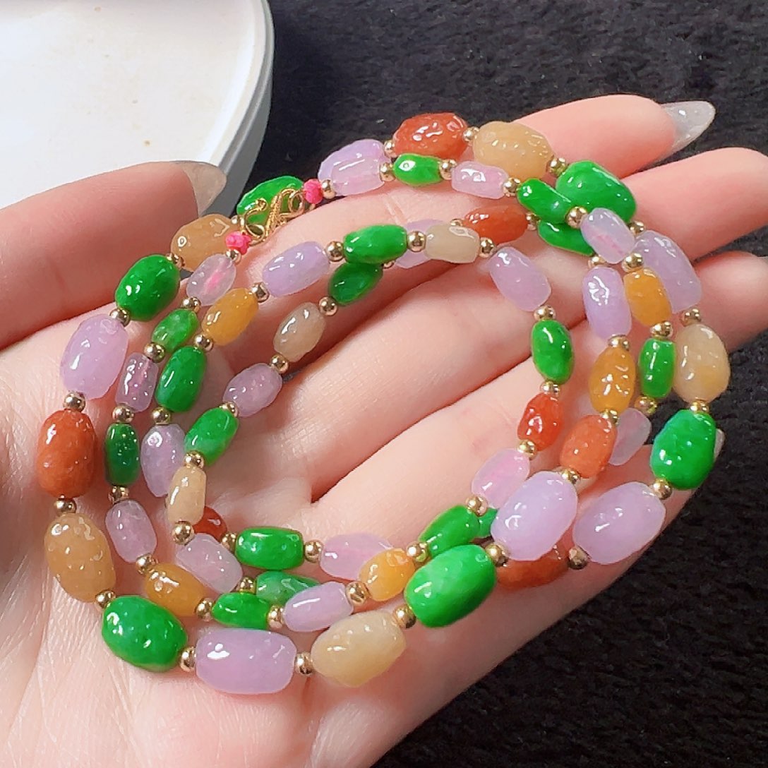 翡翠颈饰18K金镶嵌签收后24小时鉴赏期，过时不退