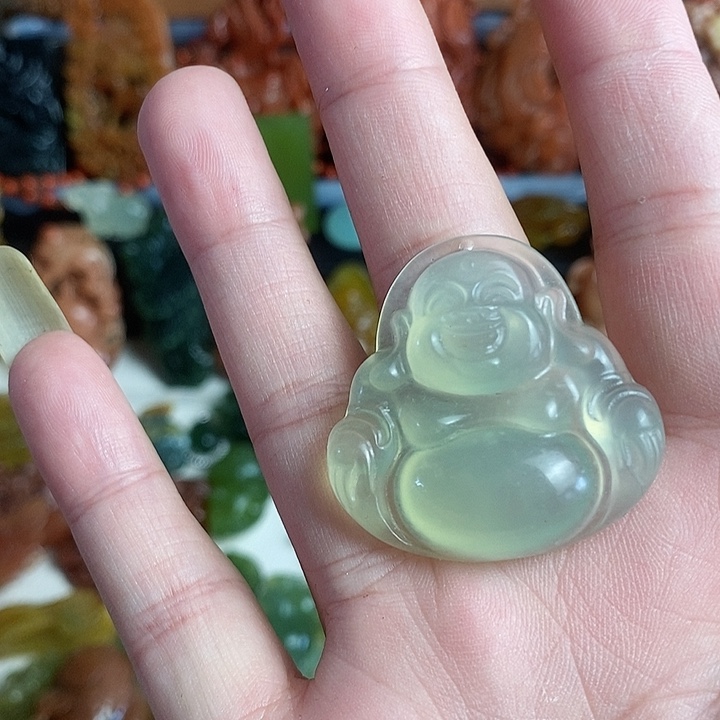 未镶嵌蛇纹石玉颈饰