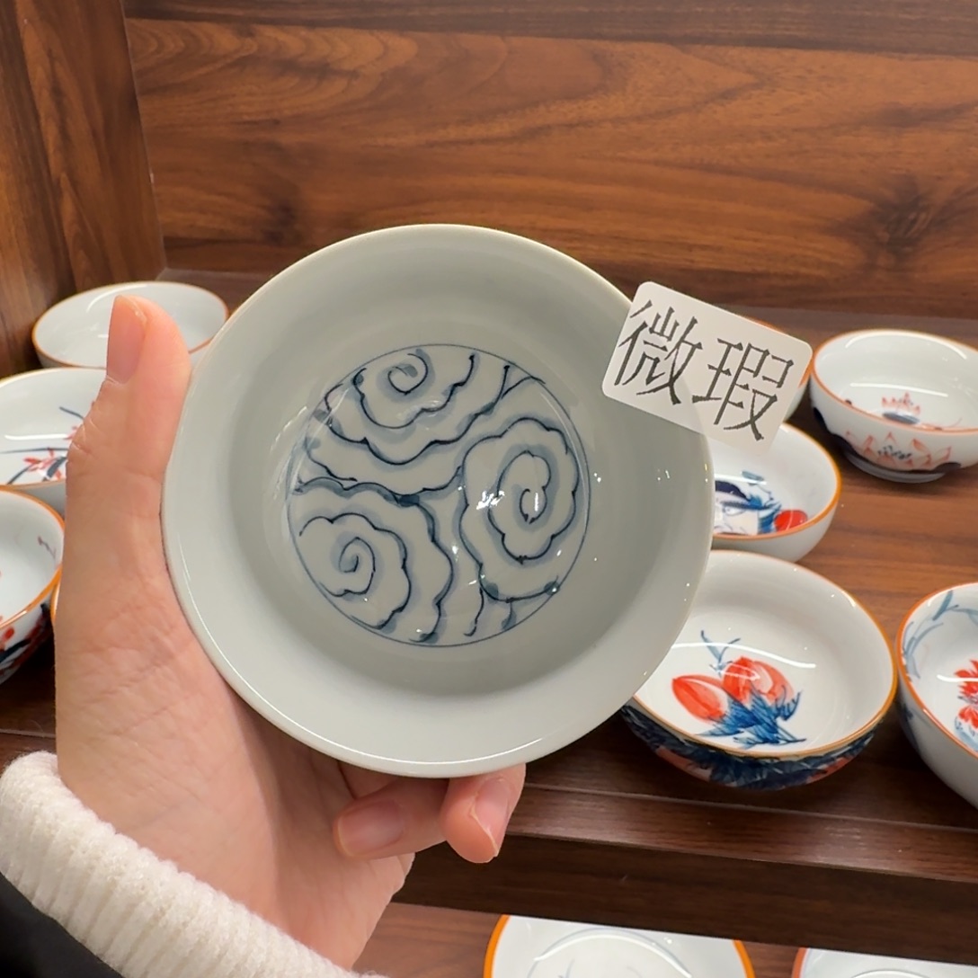 釉下手绘茶具微瑕