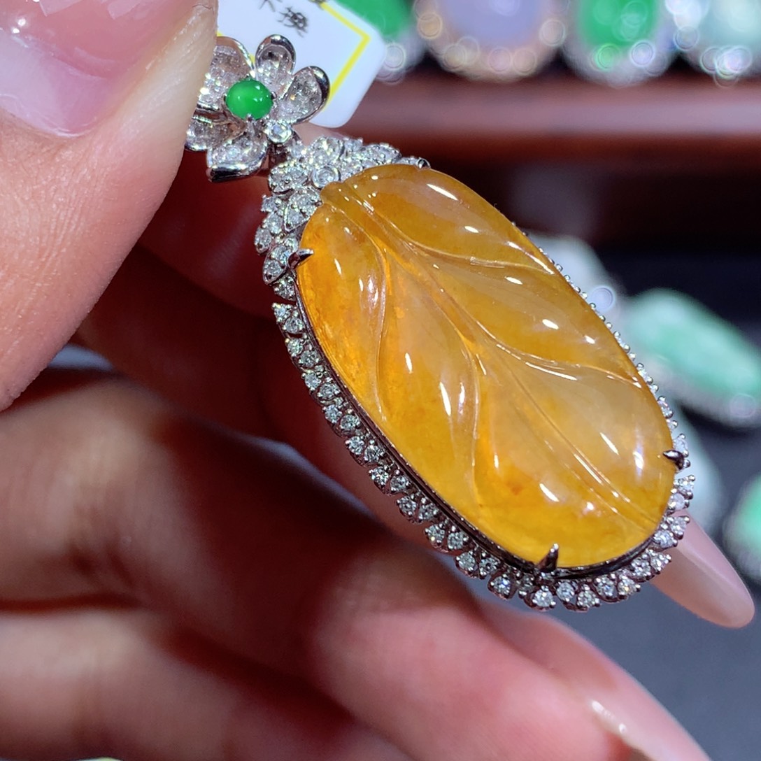 翡翠18K金镶嵌吊坠(不含链)