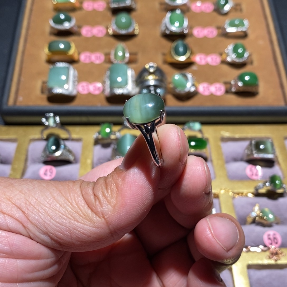 和田玉（碧玉）戒指未镶嵌