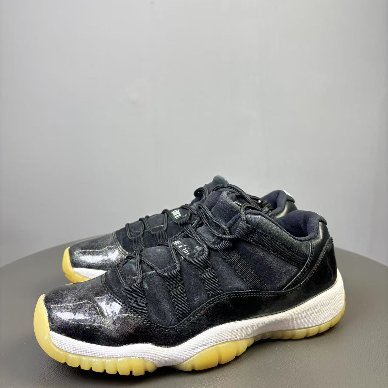 90新 AIR JORDAN 40码/内长250 AJ11伯爵 黑色球鞋 非原盒