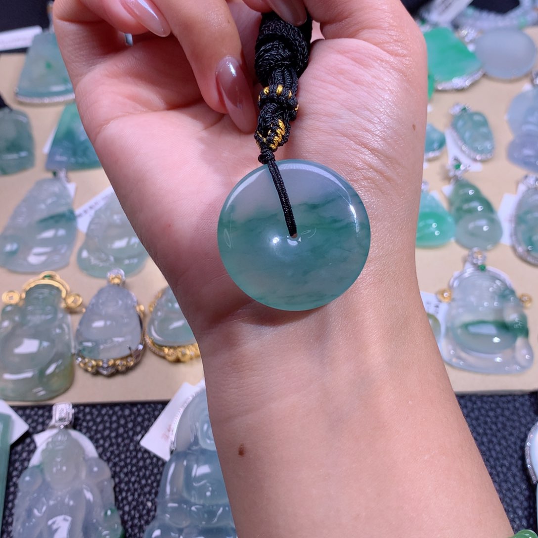 翡翠吊坠(不含链)未镶嵌31.5/6