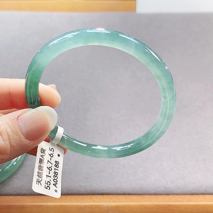 【闪购商品】翡翠手镯（圆镯）未镶嵌