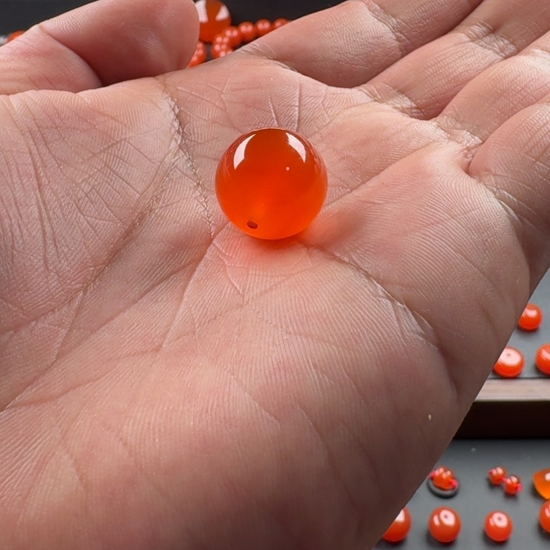 南红玛瑙未镶嵌圆珠16