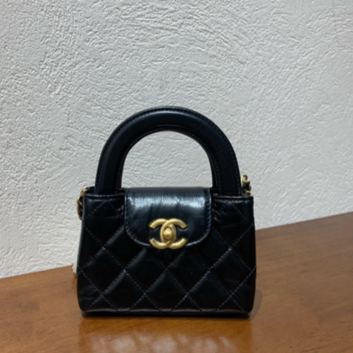 99新 Chanel/香奈儿 24A黑金褶皱牛kelly mini手提包