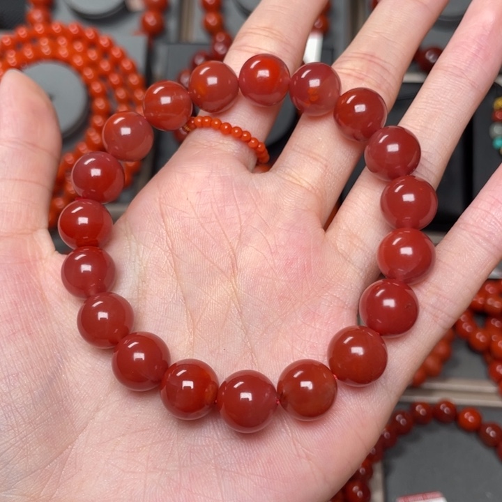 南红玛瑙手链未镶嵌
