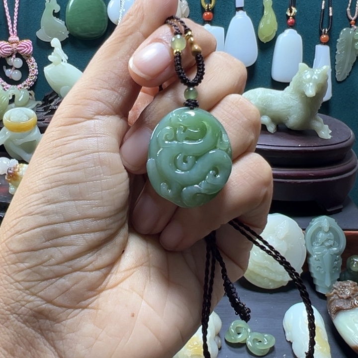 未镶嵌和田玉挂件