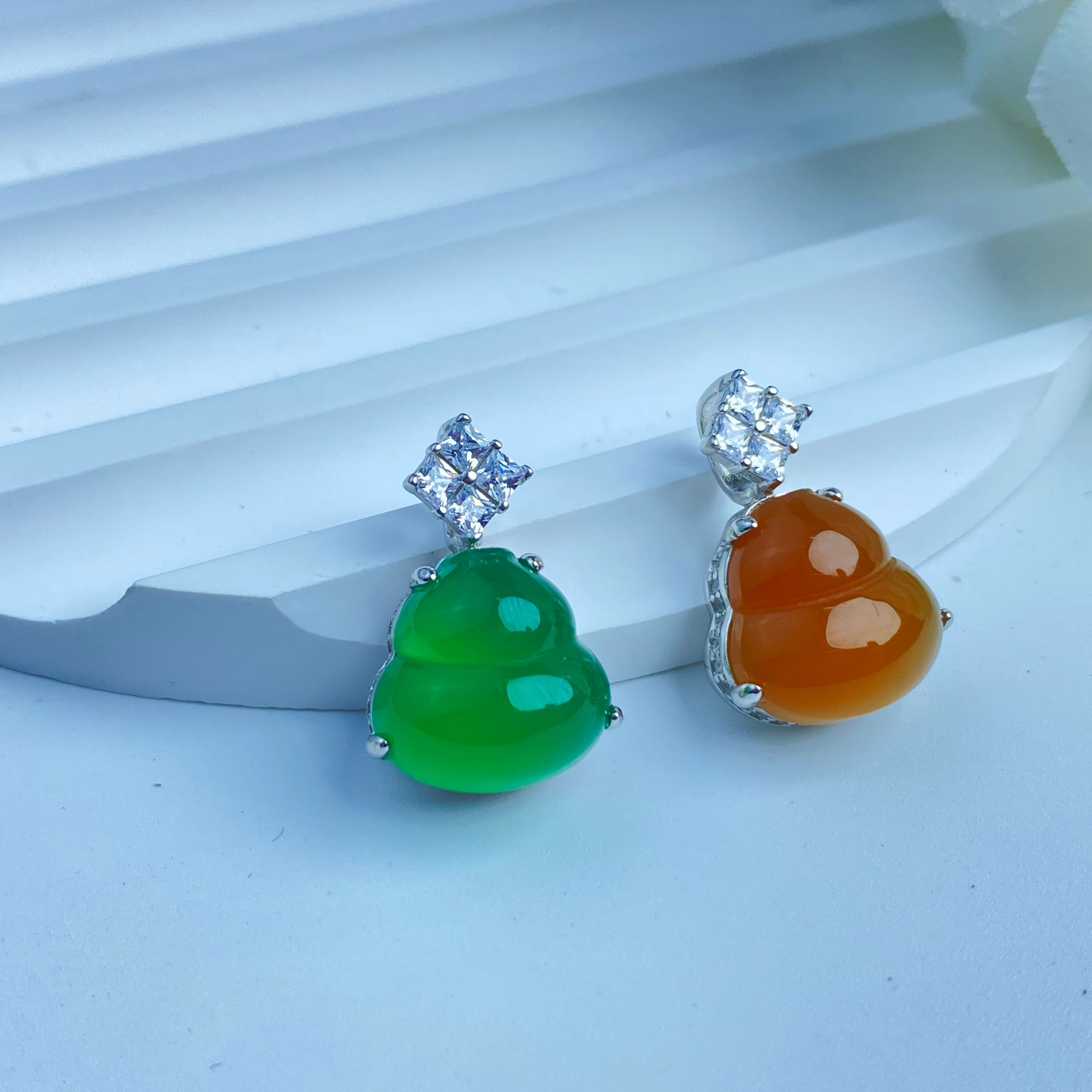 小众玉石玉髓迷你小葫芦吊坠925银镶女款百搭玉吊坠（多样性发）