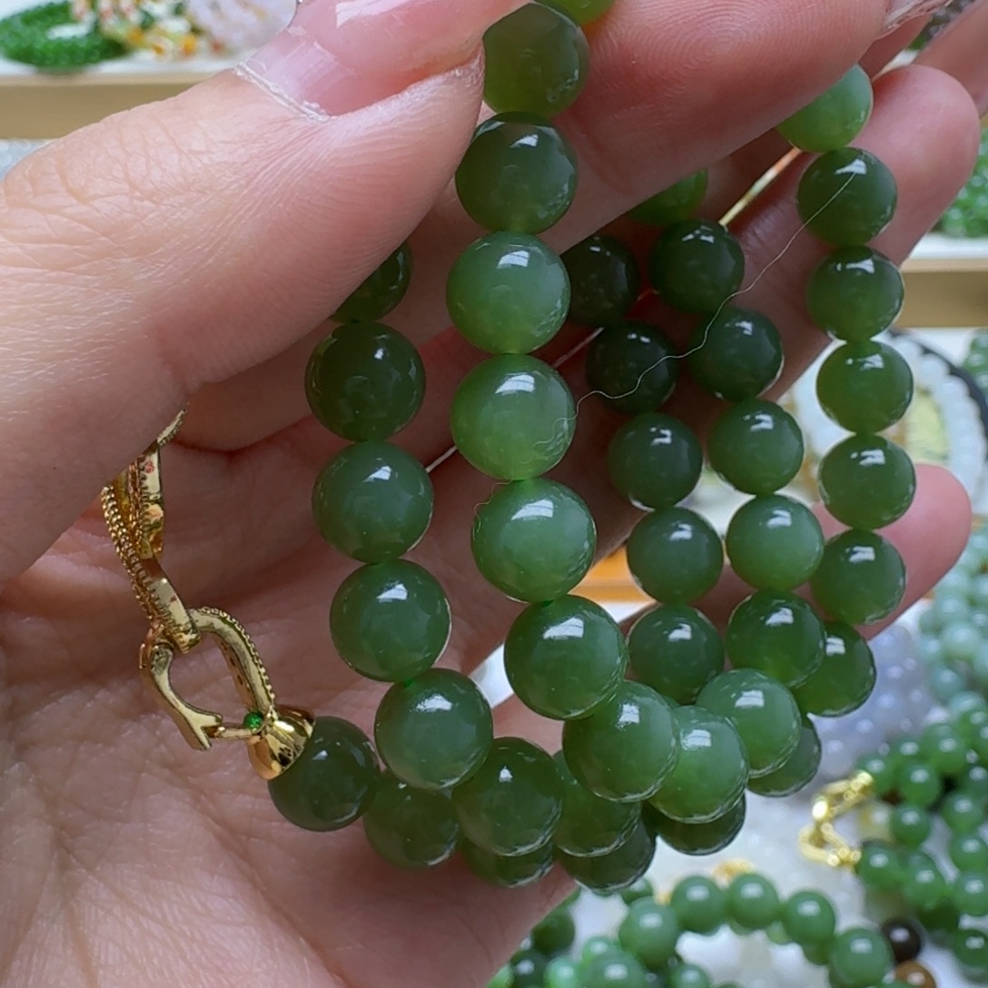 茉***花和田玉未镶嵌手链