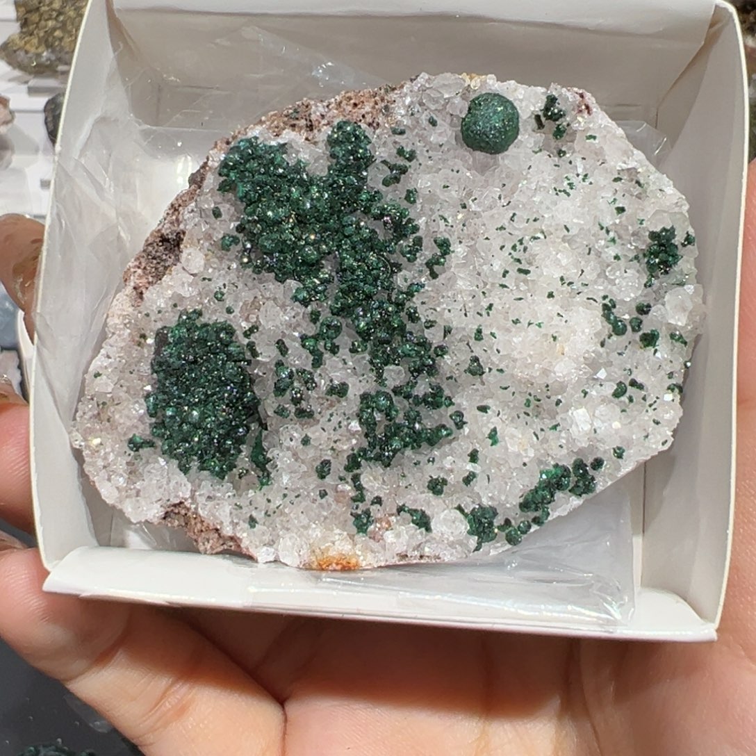 石材刚果的孔雀共生水晶