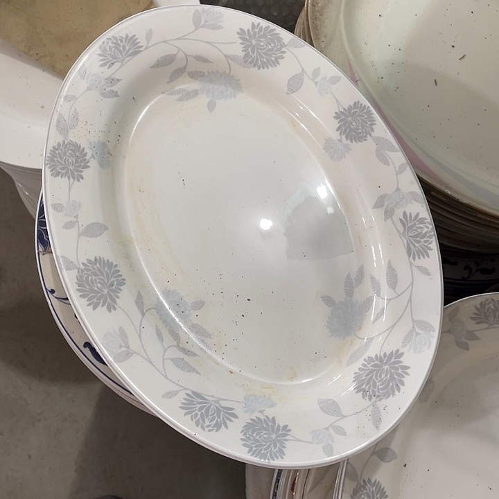 瓷片出口尾货高骨瓷鱼盘一个