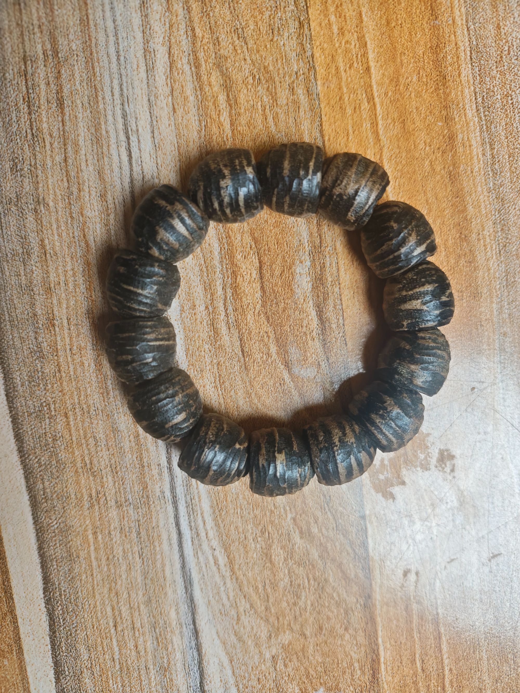 【甄选】时尚精品HD手串