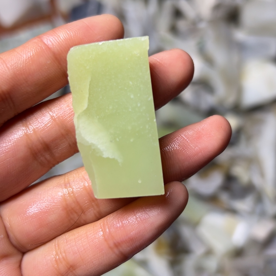 和田玉未镶嵌项链