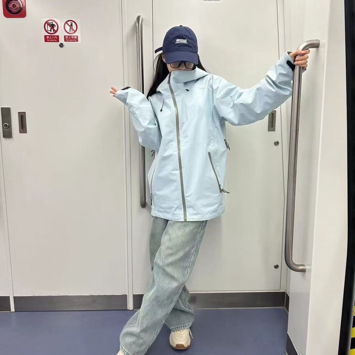 台州LT休闲日常冲锋衣男女同款