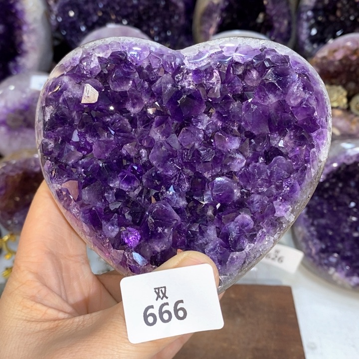 水晶大型摆件（非配饰）未镶嵌