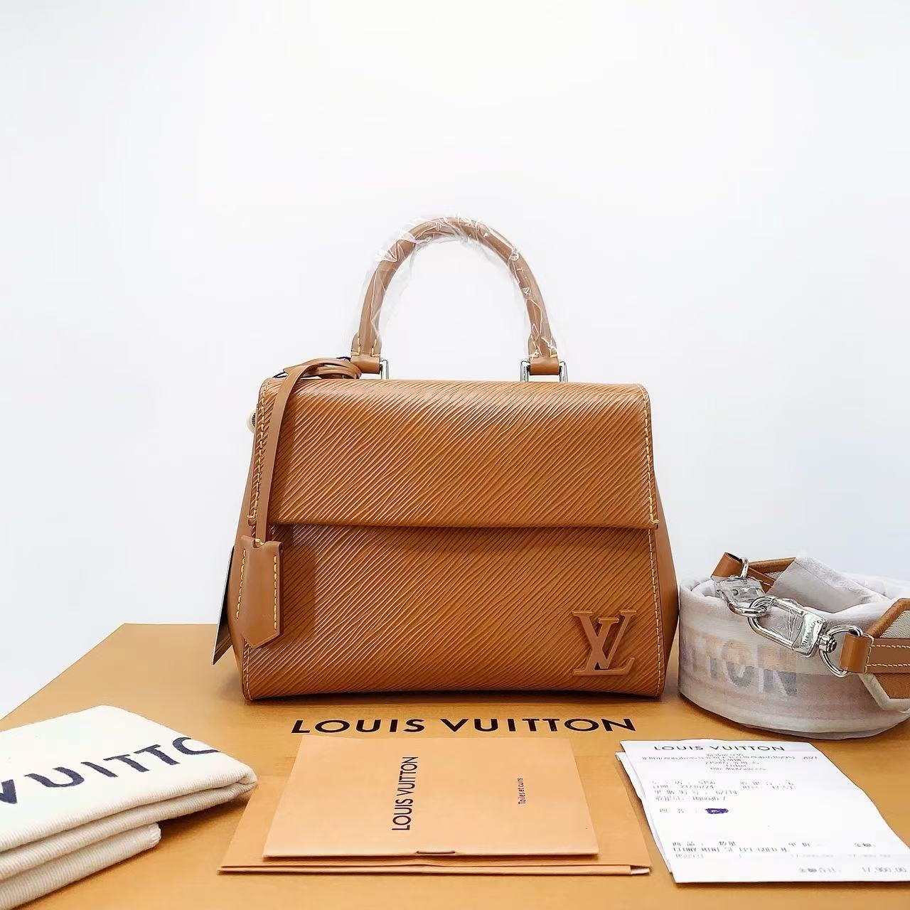 95新 LouisVuitton/路易威登 克鲁尼单肩包/非真假不退补不换