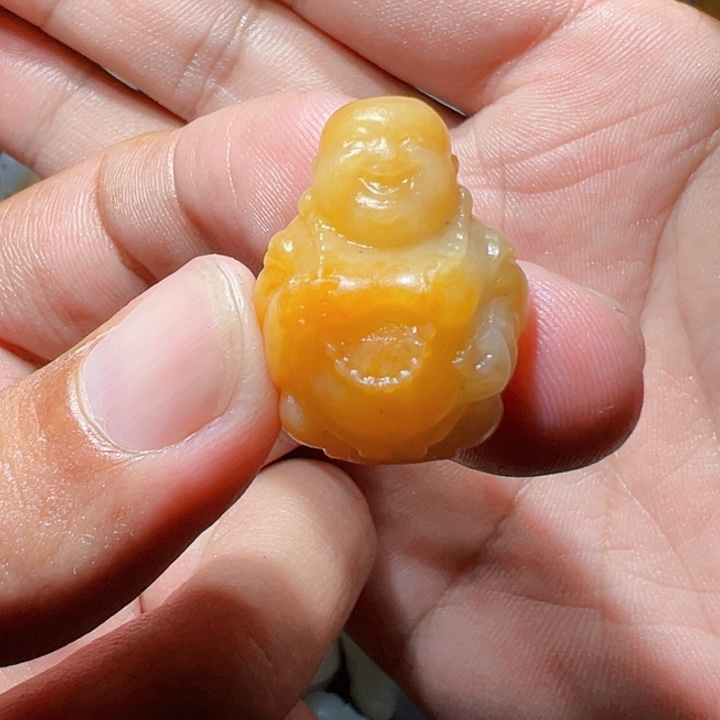 和田玉未镶嵌颈饰玲**生