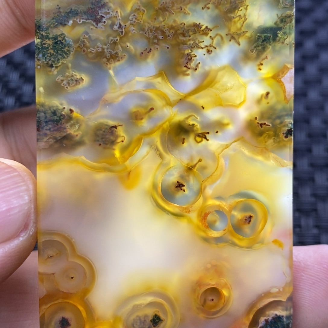 古***仔玛瑙/玉髓未镶嵌颈饰