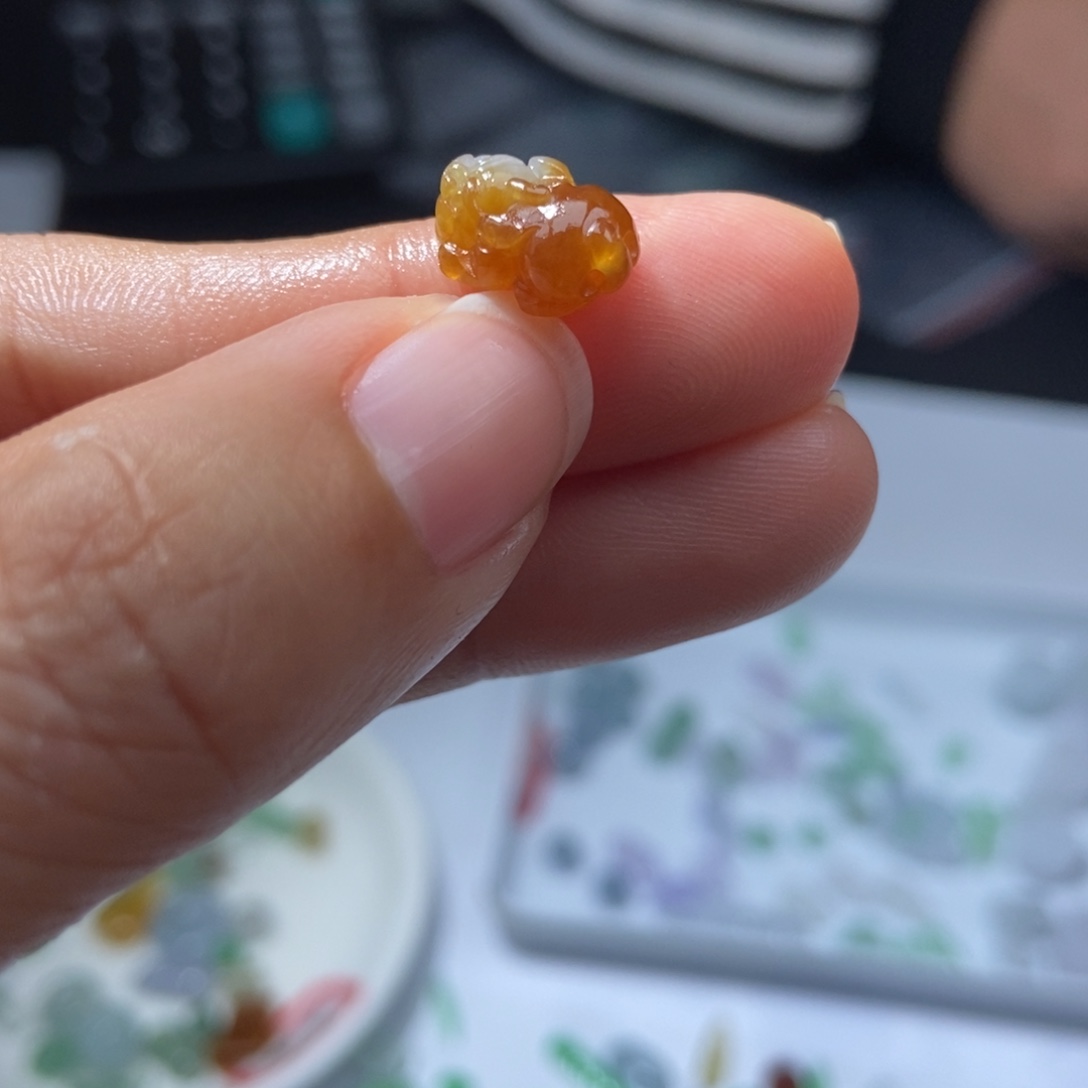 定制翡翠未镶嵌翡翠11.2*8.1*4.8