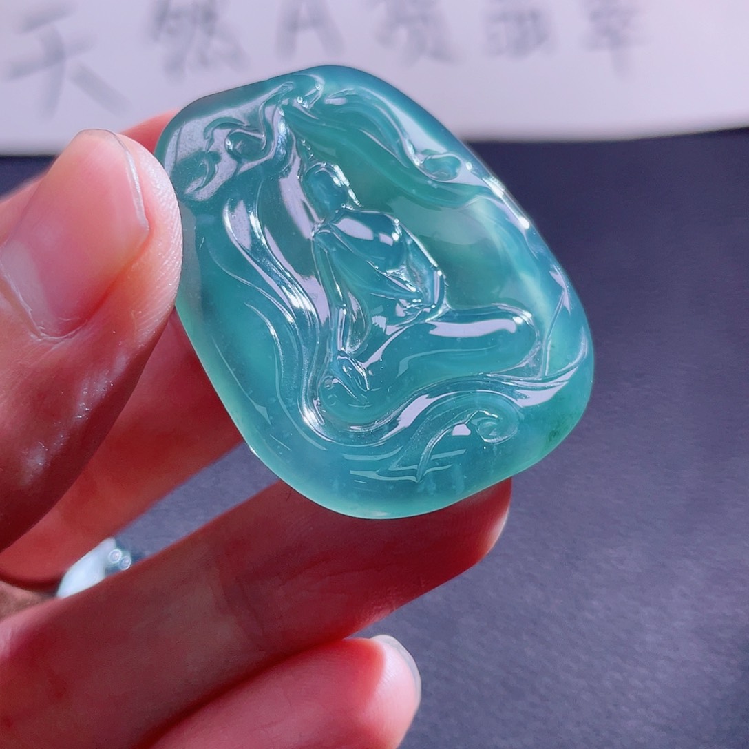 翡翠颈饰未镶嵌888888888