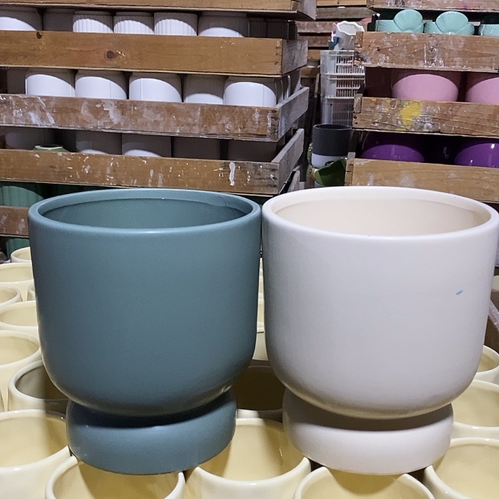 陶盆有孔 瑕疵针孔漏釉介意勿拍外口 14外高16