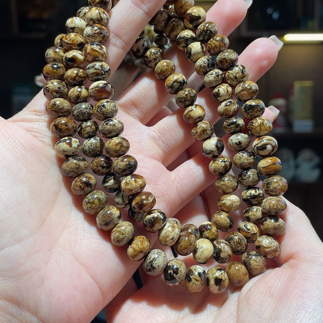 琥珀颈饰未镶嵌9m花珀