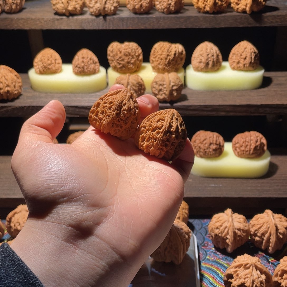 吊坠文玩核桃1111